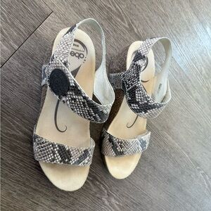 Abeo Snakeskin Pattern Sandals